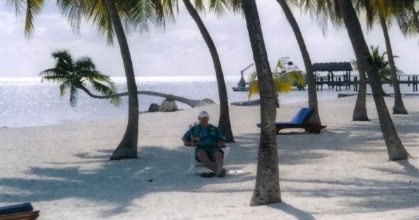 Beach sand, coconut palms & Atlantic